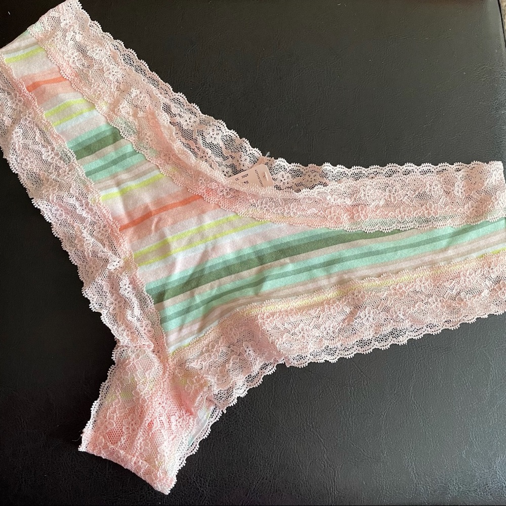 NWT Victoria’s Secret Cheeky Panties